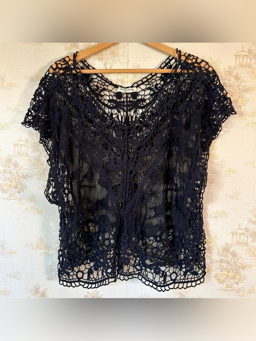 Vintage Y2K Black Sheer Floral Whimsigoth Lace Crochet Overlay Blouse L/XL